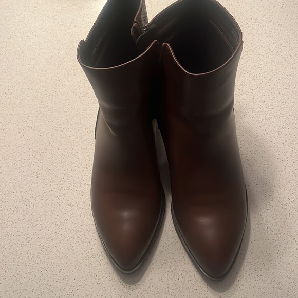 Brown booties - Picture 3 of 4